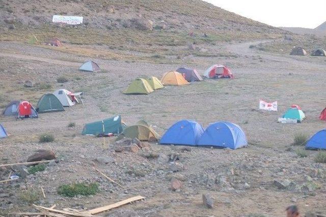 20’inci Erciyes Dağı Zirve Tırmanışı İçin 300 Dağcı Erciyeste Buluştu