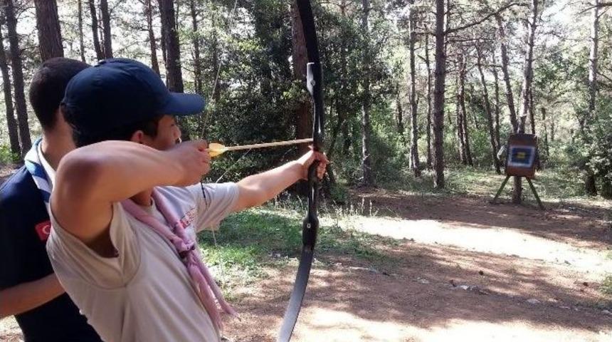 İzciler Başakşehir Kampı&rsquo;nda Buluştu