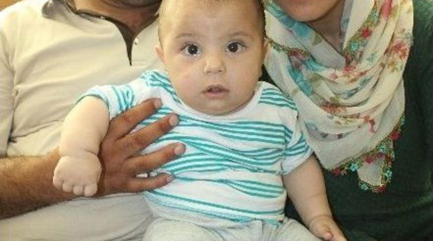 Eşinin Cenazesini Beklerken &Ccedil;ifte Mutluluk Geldi