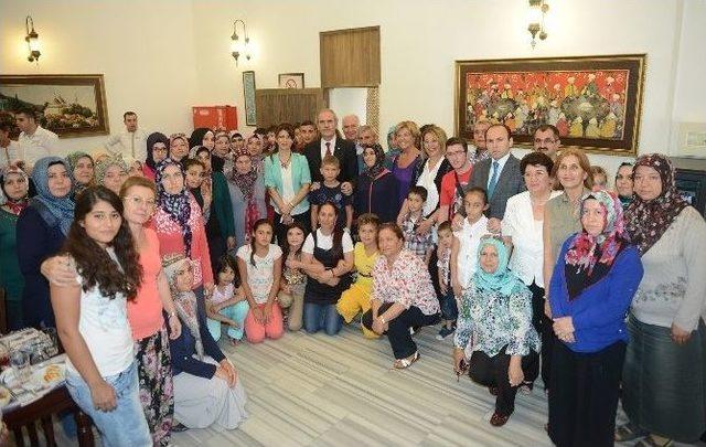 Başkan Altepe´den, Somalı Afetzedelere Moral