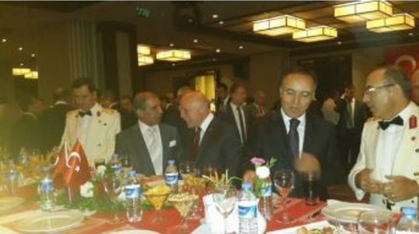 Erzurum’da Zafer Bayramı Resepsiyonu