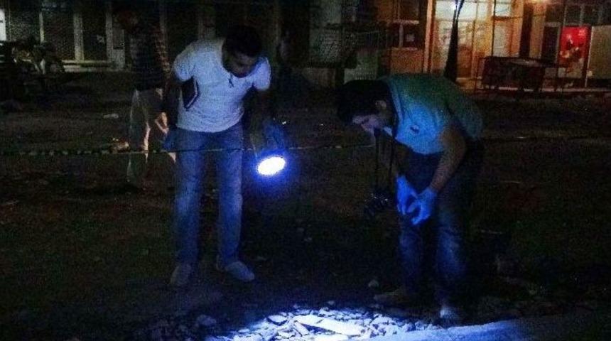 Kızıltepe&rsquo;de Bı&ccedil;aklı Kavga: 4 Yaralı