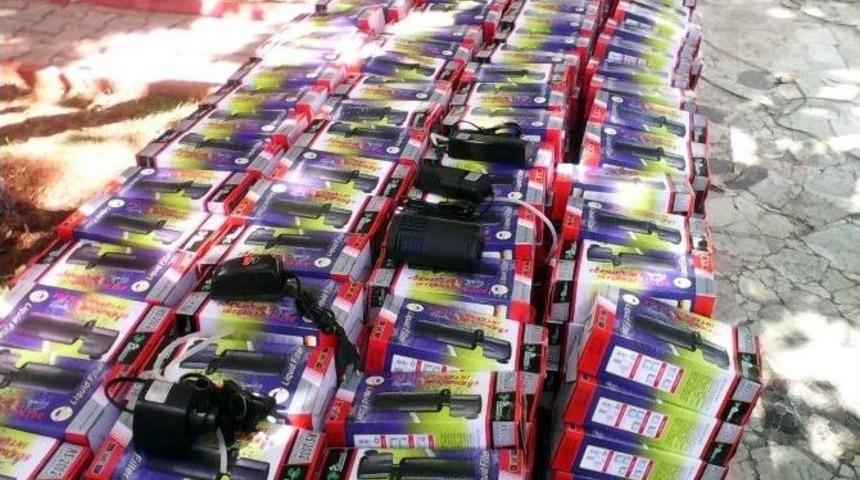 Jandarma Ka&ccedil;ak&ccedil;ılara Ge&ccedil;it Vermiyor