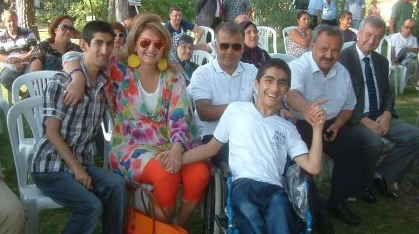 Burhaniye&rsquo;de Eğlence Engel Tanımadı