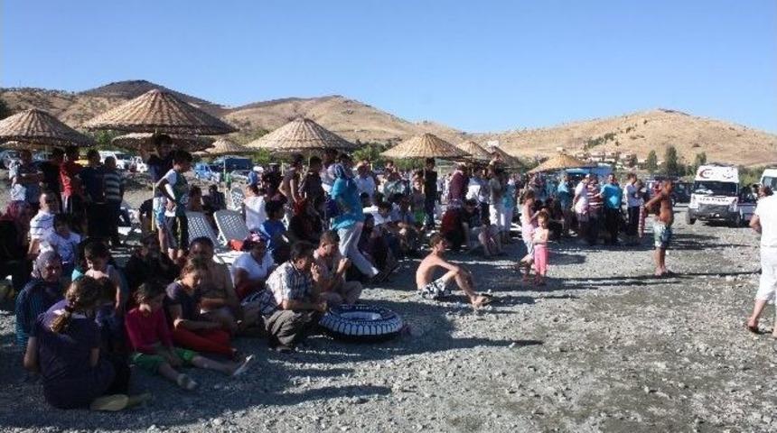 Hazar G&ouml;l&uuml;&rsquo;nde Bir Kişi Boğuldu