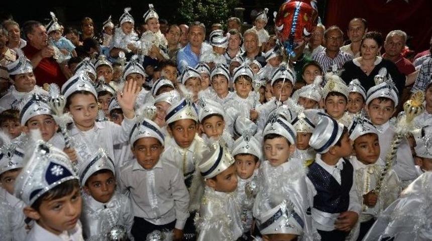 Muratpaşa&rsquo;da S&uuml;nnet Ş&ouml;leni