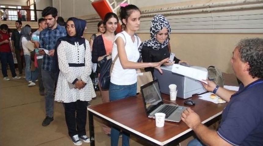 Giresun &Uuml;niversitesi&rsquo;nde Kayıtlar Başladı