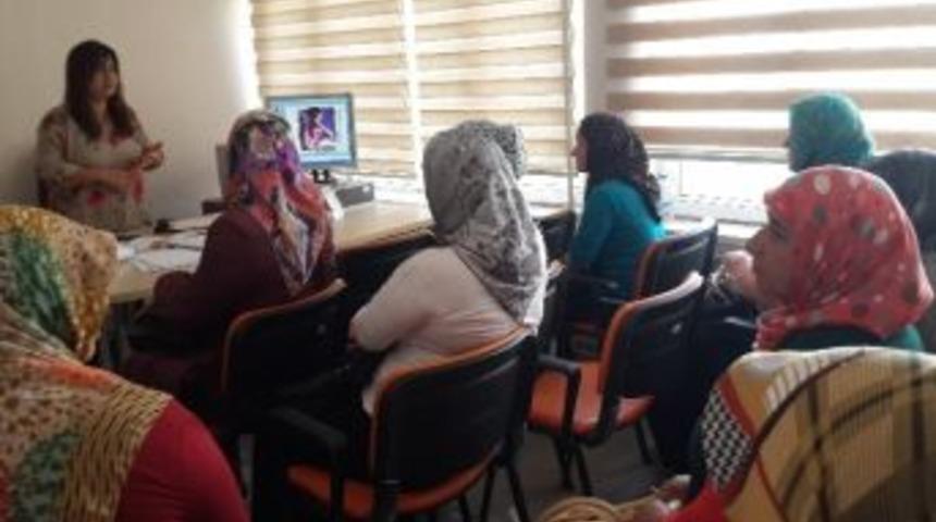 Kovancılar&rsquo;da Kadınlara Kanser Taraması Ve Eğitimi Verildi