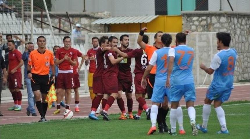 İneg&ouml;lspor&rsquo;da Galibiyet Sevinci