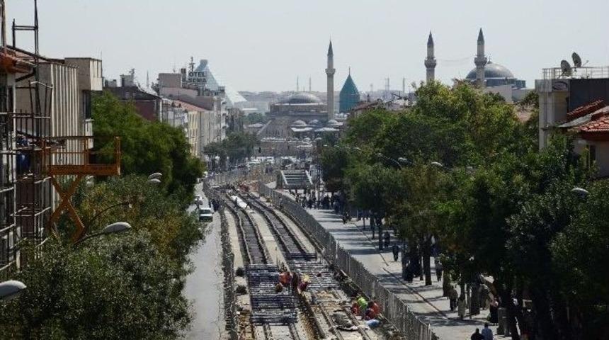 Başkan Aky&uuml;rek, Yeni Raylı Sistem Hattını İnceledi