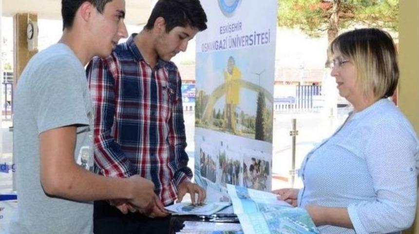Esog&uuml; Otogar Ve Tren Garı&rsquo;nda Kayıt Danışma Masaları A&ccedil;tı