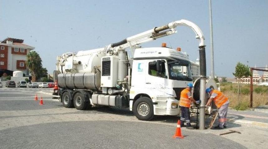 Manavgat&rsquo;ta Kanalizasyon Hatları Temizleniyor