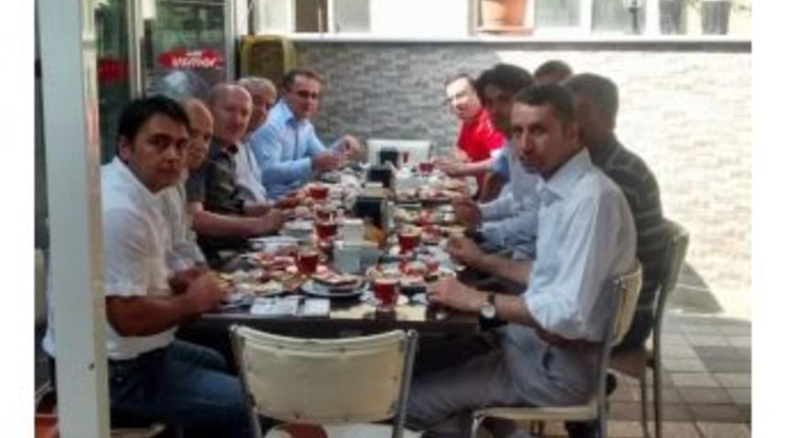 Vali Kadir Ko&ccedil;demir Orhanelililer İle Sabah Kahvaltısında Buluştu