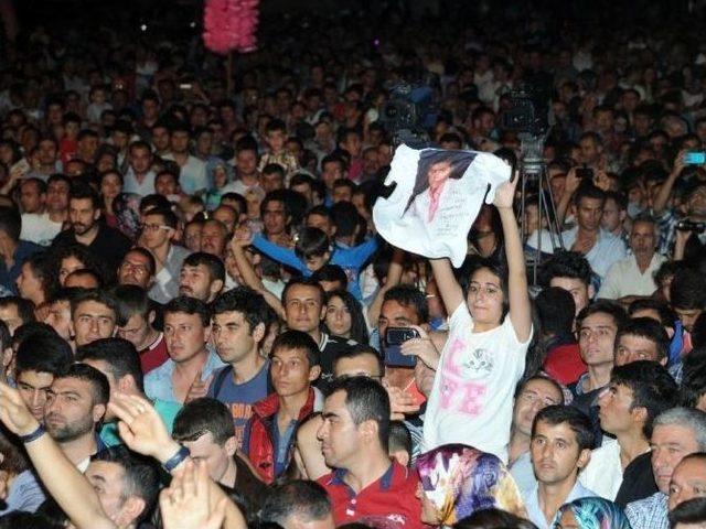 Afyonkarahisar Belediyesi’nden Zafer Haftası Kutlamalarına Muhteşem Final