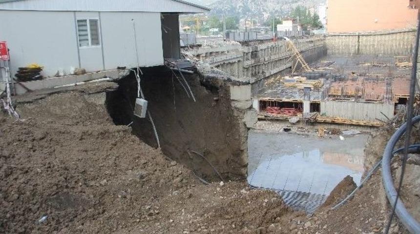 İnşaat Alanında Toprak Kayması Yaşandı