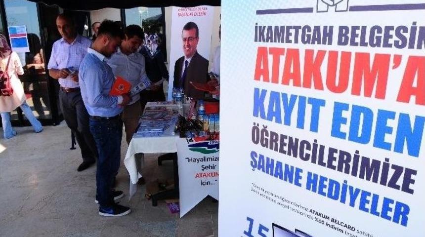 İkametini Atakum&rsquo;a Getiren &Ouml;ğrenciye Hediye