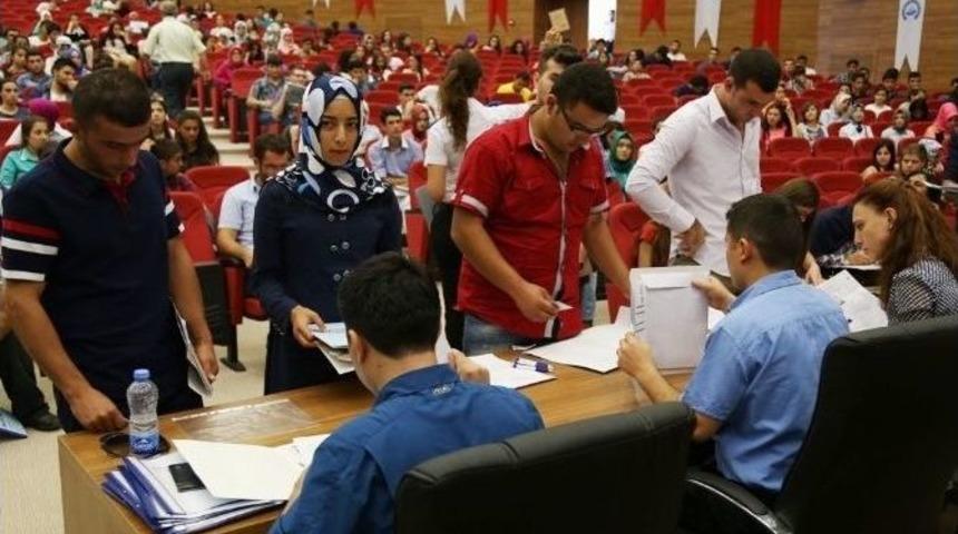 As&uuml;&rsquo;de Kesin Kayıtlar Başladı, Son G&uuml;n 5 Eyl&uuml;l