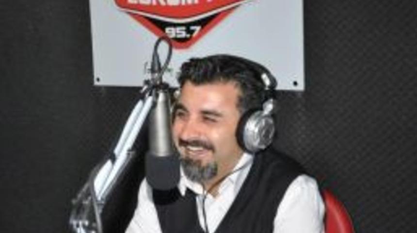 &Ouml;zfırıncı&rsquo;dan Yeni Tek Kişilik Oyun &rsquo;radyo G&uuml;nl&uuml;ğ&uuml;&rsquo;