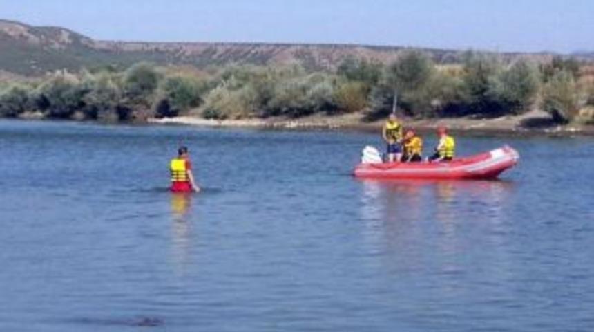 13 Yaşındaki &Ccedil;ocuğun Cansız Bedeni Bulundu