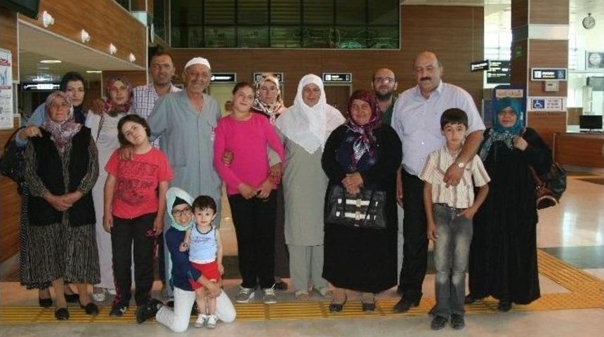 İlk Hacı Kafilesi Kutsal Topraklara Uğurlandı