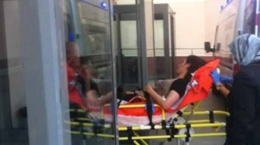 Suriyeli Kardeşlerin Kavgasında Kan Aktı: 1 Yaralı