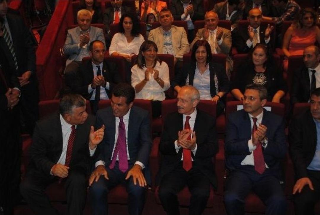 Kılı&ccedil;daroğlu, "6&rsquo;ncı Sarıyer Uluslararası Barışa &Ccedil;ağrı Festivali"ne Katıldı