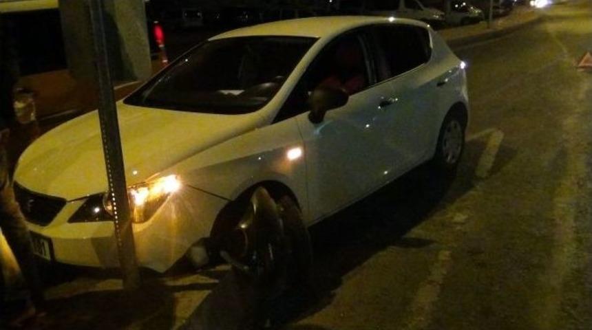 Direksiyon Başında Sigara Az Kalsın &Ouml;ld&uuml;r&uuml;yordu