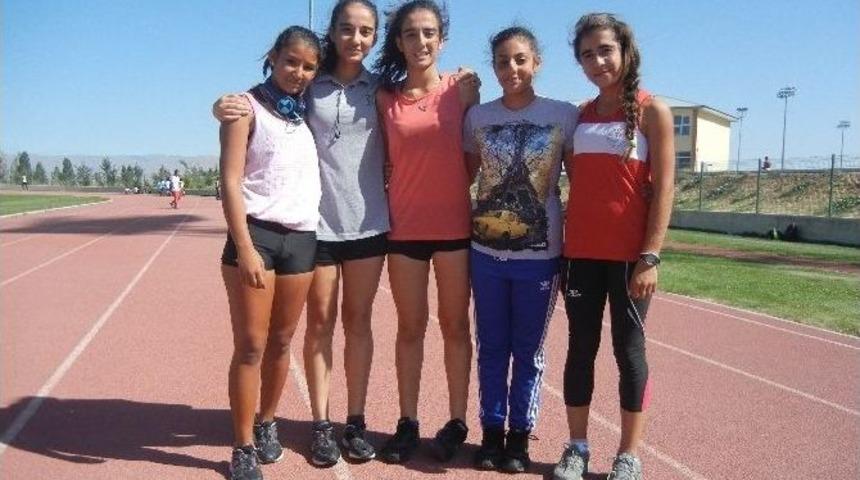 Turkcell 2020 K&uuml;&ccedil;&uuml;kler Ve Yıldızlar Olimpik Hazırlık Kampı