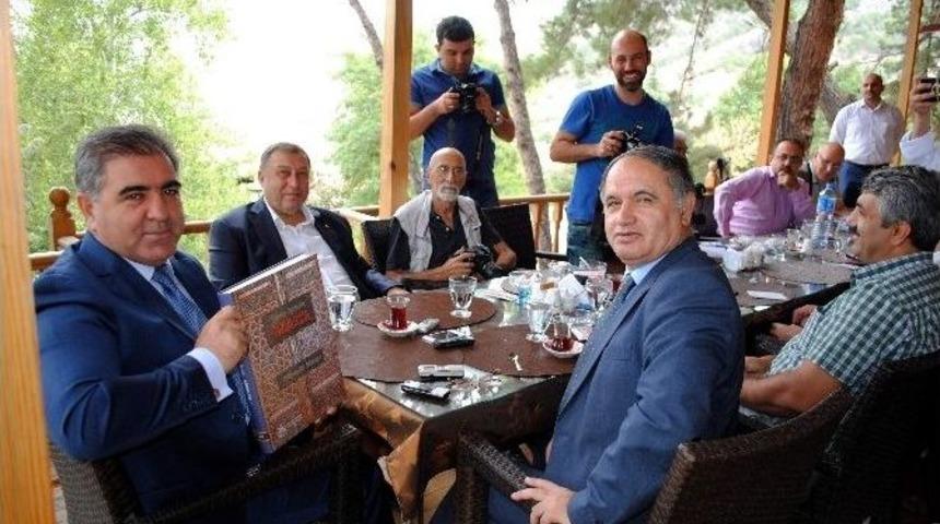 Tarih İ&ccedil;inde Amasya&rsquo;nın 2. Baskısı Yayınlandı