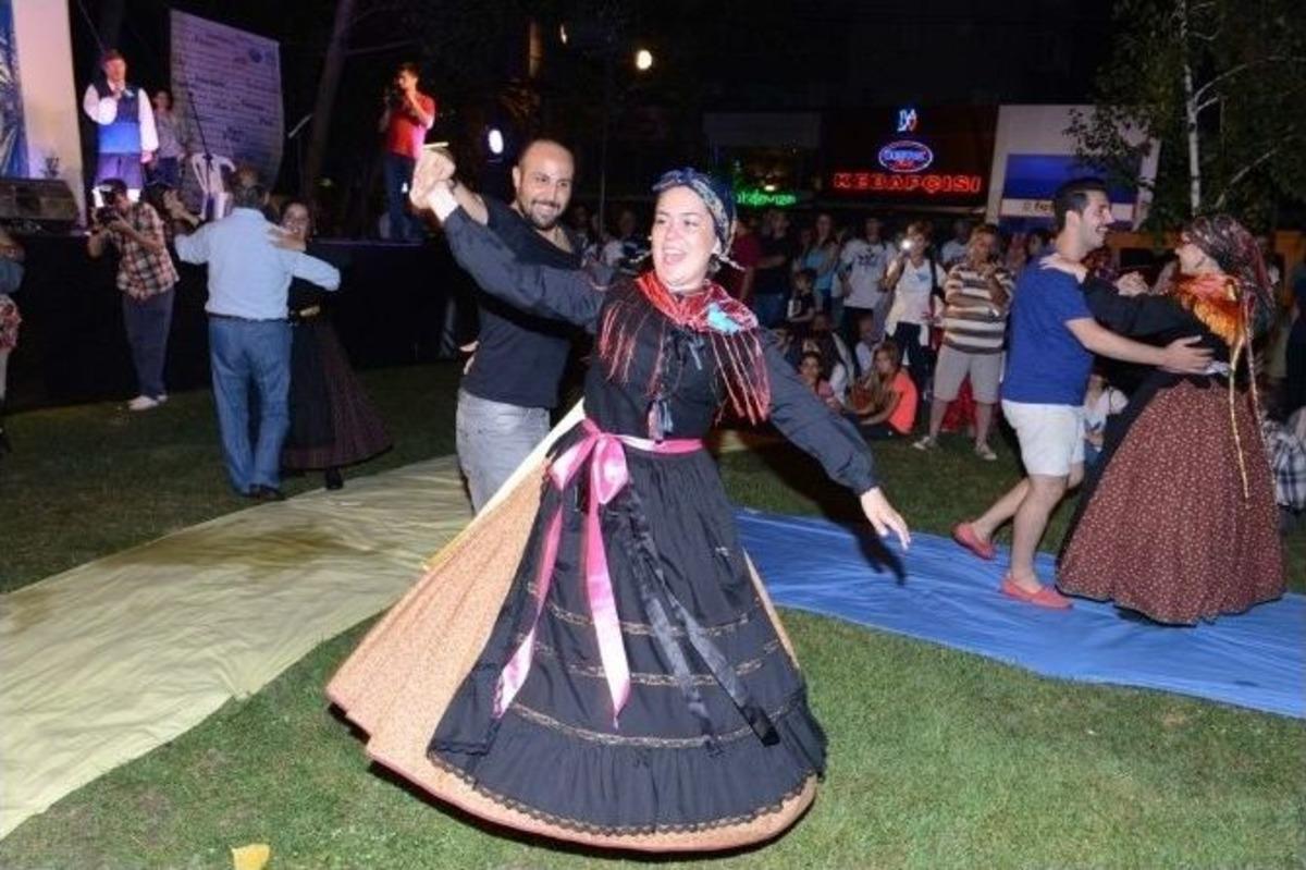 Nil&uuml;fer &lsquo;barış Sofrası&rsquo;nda Buluştu
