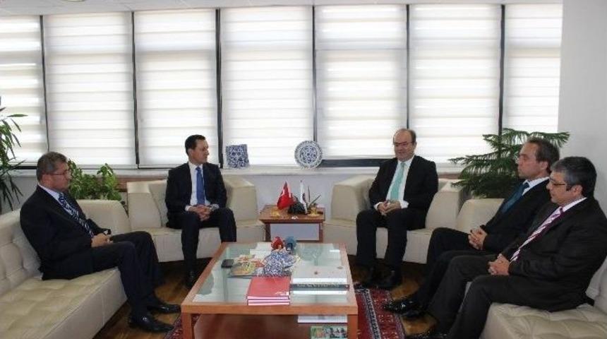 İşler&rsquo;den Tika&rsquo;ya Veda Ziyareti