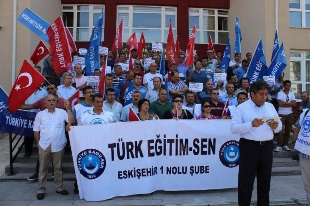 Eskişehir&rsquo;de Y&ouml;netici Değerlendirme S&uuml;reci Protestosu