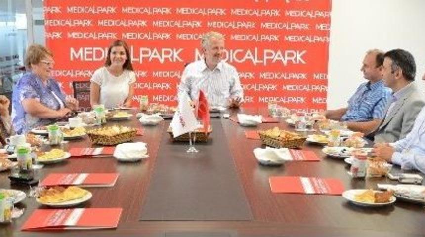 Rus Gazetecilerinden Medical Park&rsquo;a Ziyaret
