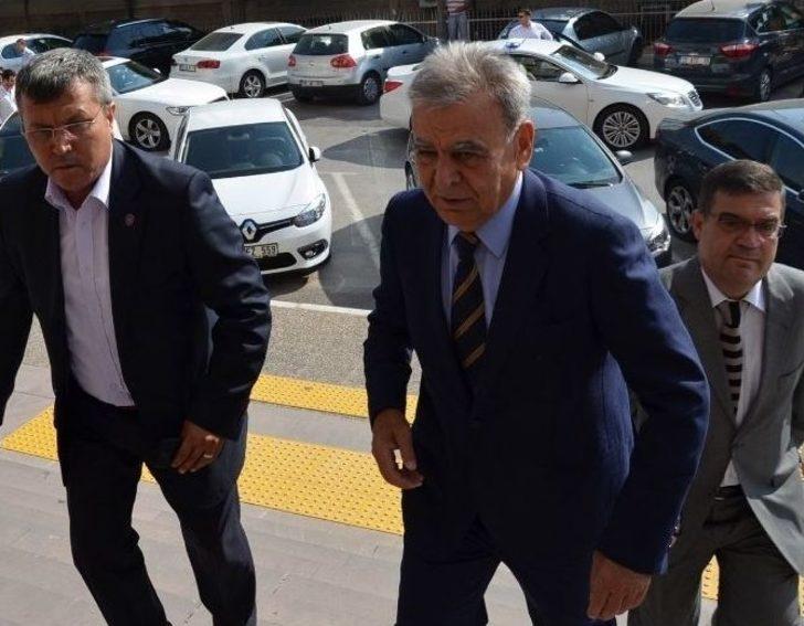 İzmir Büyükşehir Davası’nda Savcı, "görevi Kötüye Kullanma" Dedi