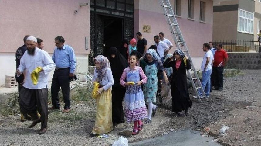 (&ouml;zel Haber) &Ccedil;ocukların Ateşle Oyunu Az Kalsın Faciayla Sonu&ccedil;lanıyordu