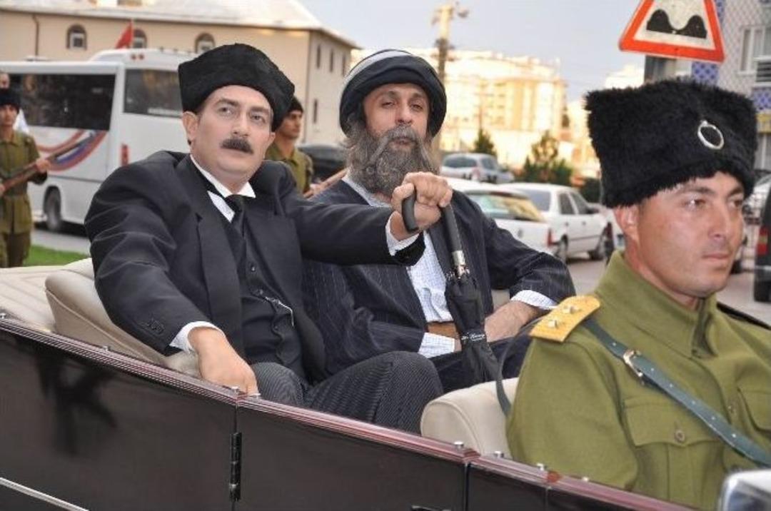 Atat&uuml;rk&rsquo;&uuml;n Sivas&rsquo;a Gelişi Temsili Olarak Canlandırıldı