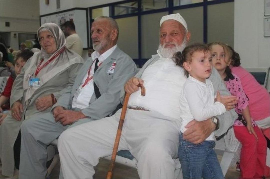 Trabzon&rsquo;dan İlk Hacı Kafilesi Bu Akşam Kutsal Topraklara Uğurlandı