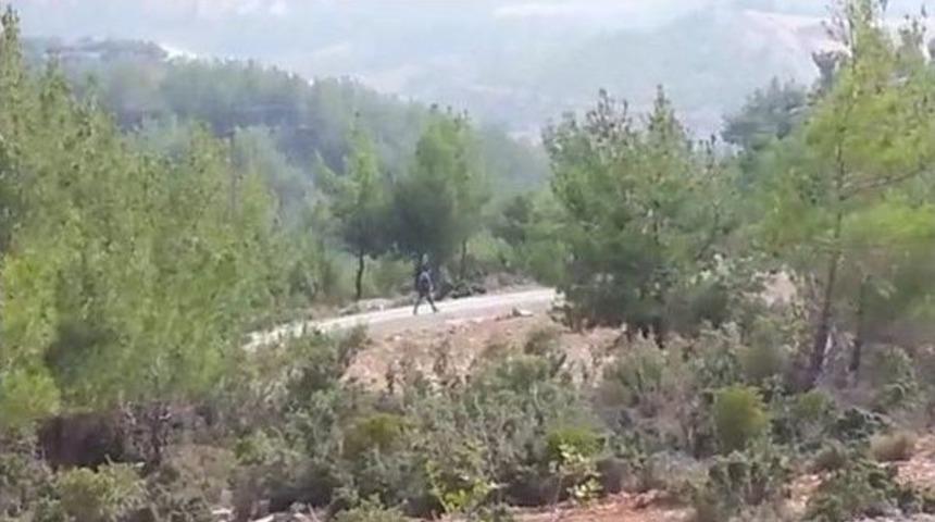 Engelli Taklidi Yapan Dilenci Yürüyüş Yaparken Yakalandı