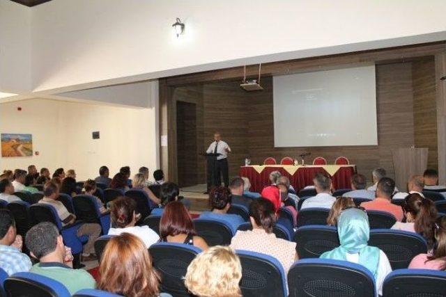 Ayvalık’taki Öğretmenler İçin 5 Günlük Seminer