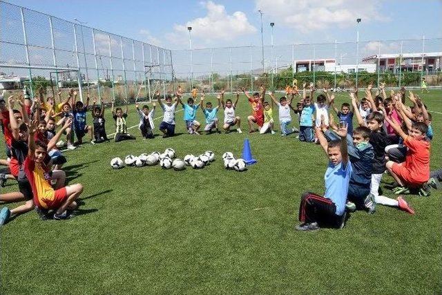 Kayseri Şeker Yaz Kursu Kapanış Töreni Göz Doldurdu