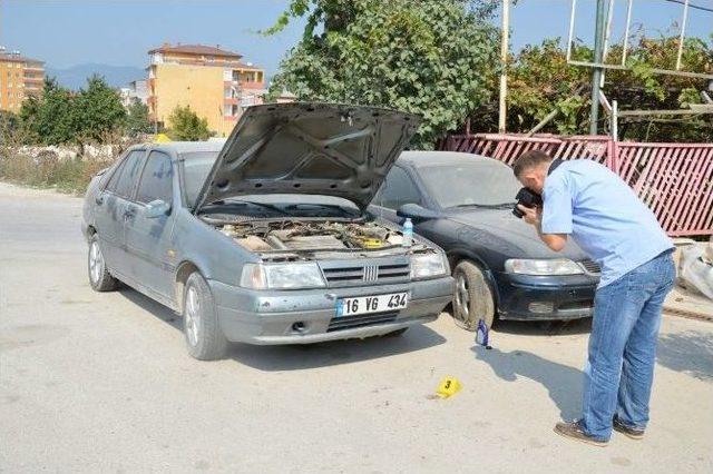 Tamir İçin Araba Altındayken Silahlı Saldırıya Uğradı