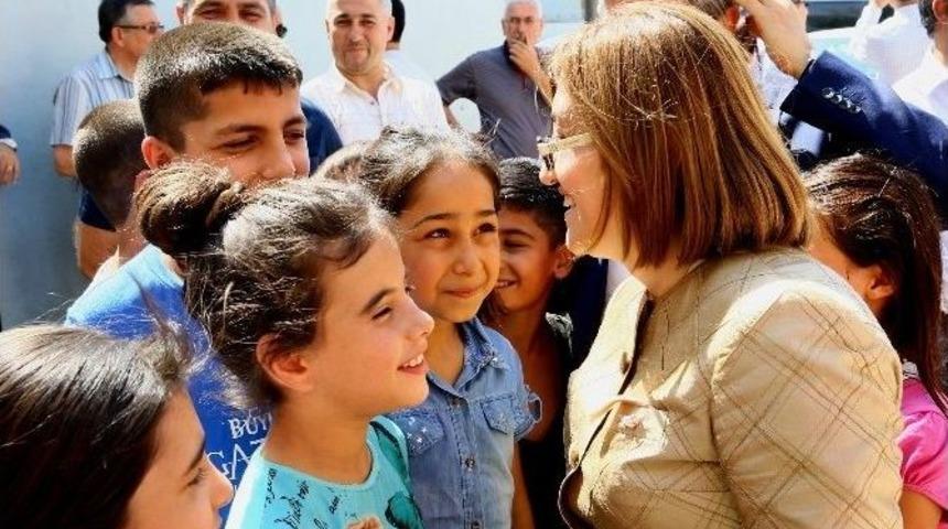 Şahin, Eğitime Destek &Ccedil;alışmalarına Devam Ediyor