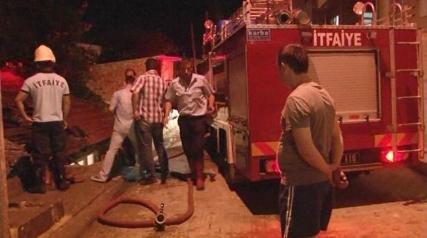 Cinayet Zanlısının Evi Kundaklandı