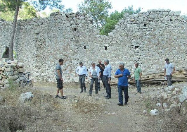 Olimpos Antik Kenti Kazıları Devam Ediyor