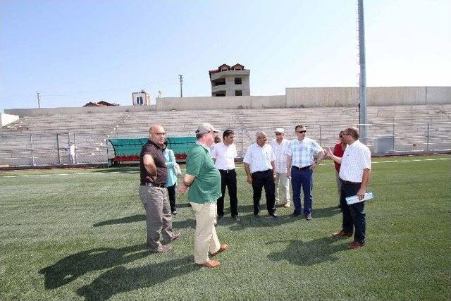 Büyükşehir Modern Tesislerde Spor İmkanı Sunuyor