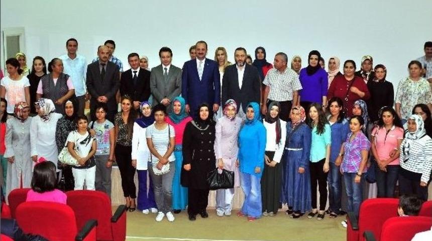 Mamak Bilgi Evi &Ouml;ğretmenleri Eğitimlerini Tamamladı