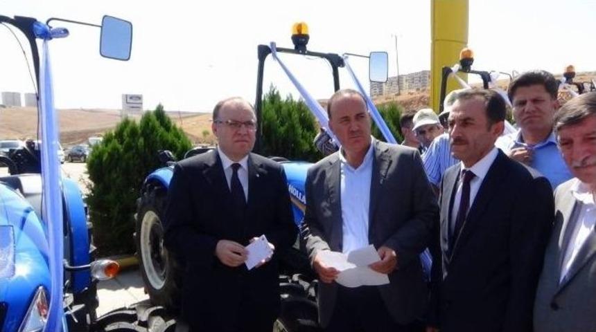 Siirtli &Ccedil;ift&ccedil;ilere Makine Ve Ekipman Desteği