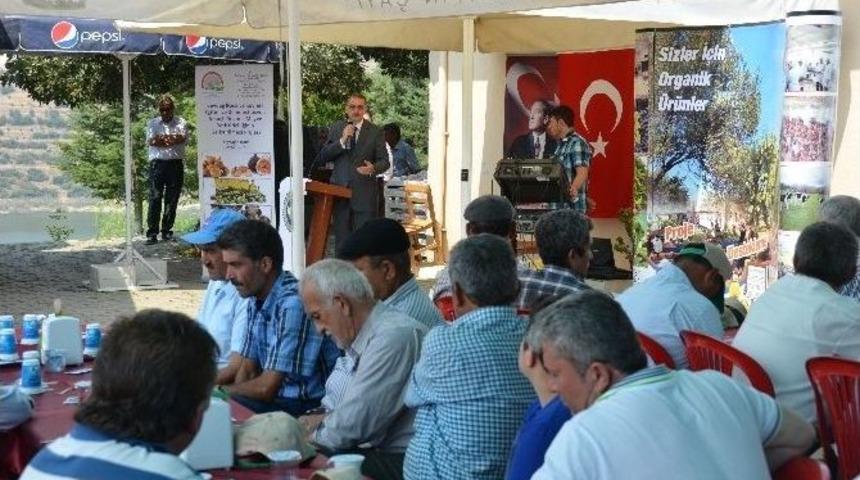 Beydağ&rsquo;lı 104 &Uuml;reticiye 650 Adet Kerevet Dağıtıldı
