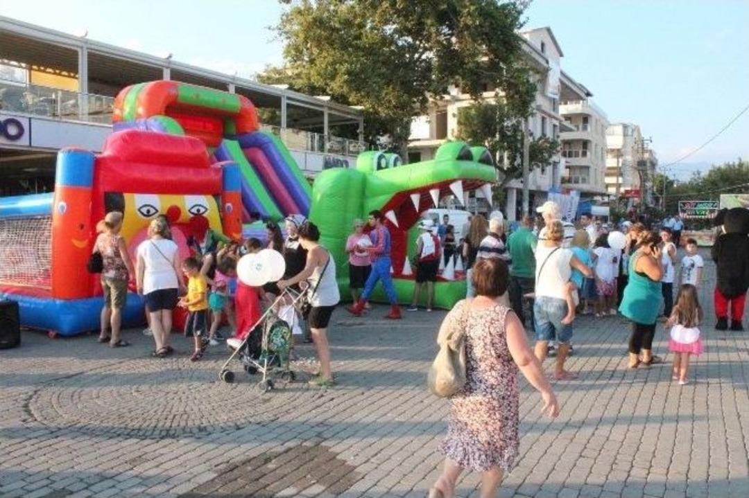 Edremit&rsquo;te Festival Coşkusu Devam Ediyor