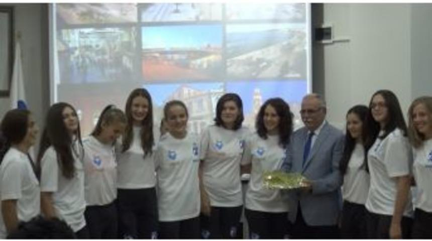 Belediyespor Alt Yapısına 15 Bosnalı Sporcu